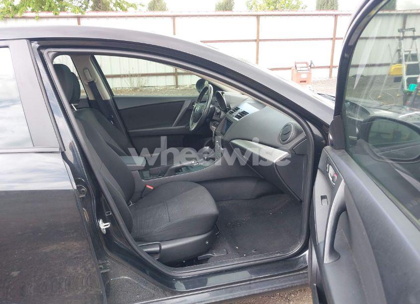 Photo 5 of 2012 Mazda Mazda3 I TOURING (VIN JM1BL1V85C1675345)