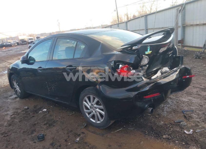 Photo 3 of 2012 Mazda Mazda3 I TOURING (VIN JM1BL1V86C1565176)
