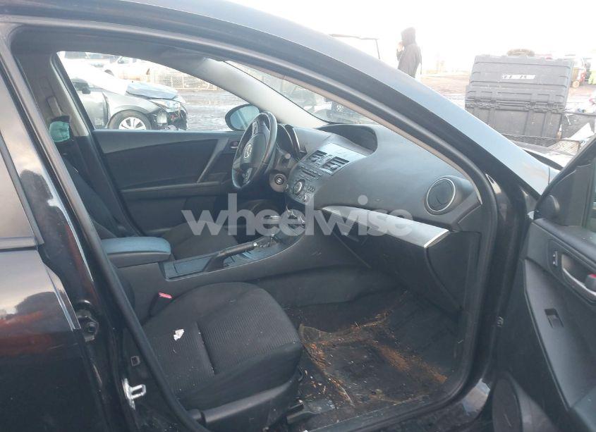 Photo 5 of 2012 Mazda Mazda3 I TOURING (VIN JM1BL1V86C1565176)