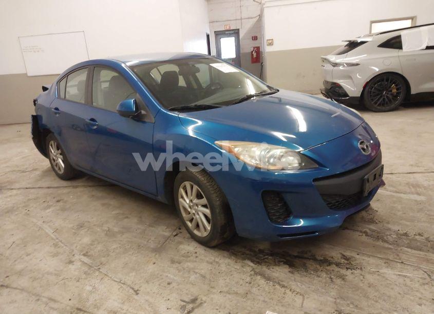 2012 Mazda Mazda3 I TOURING (VIN JM1BL1V86C1682076) main photo
