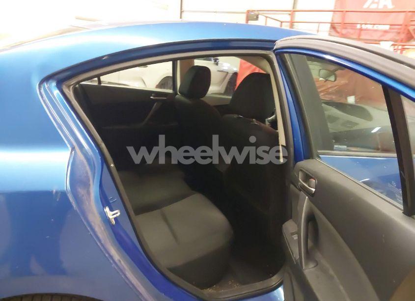 Photo 8 of 2012 Mazda Mazda3 I TOURING (VIN JM1BL1V86C1682076)