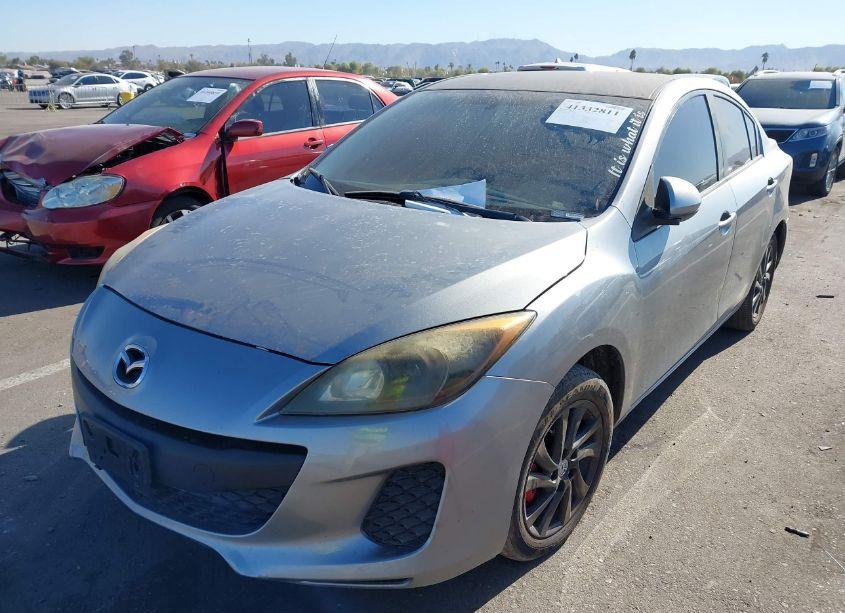 Photo 2 of 2012 Mazda Mazda3 I TOURING (VIN JM1BL1V87C1547138)