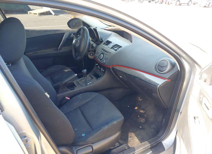 Photo 5 of 2012 Mazda Mazda3 I TOURING (VIN JM1BL1V87C1547138)