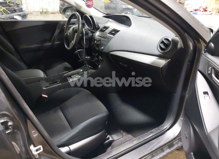 Photo 5 of 2012 Mazda Mazda3 I TOURING (VIN JM1BL1V87C1574775)