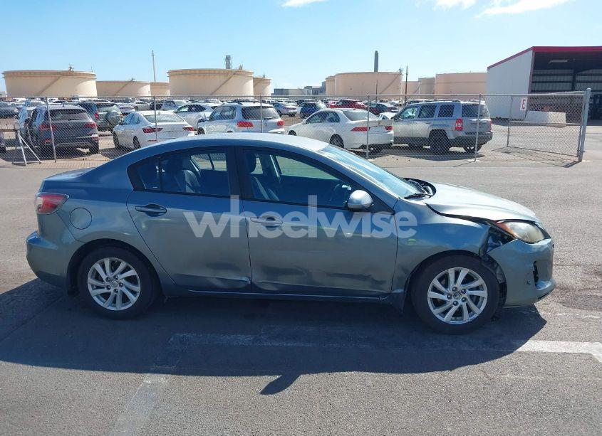 Photo 13 of 2012 Mazda Mazda3 I TOURING (VIN JM1BL1V87C1658305)
