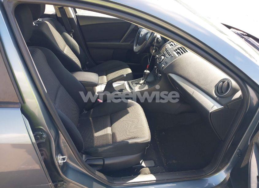 Photo 5 of 2012 Mazda Mazda3 I TOURING (VIN JM1BL1V87C1658305)