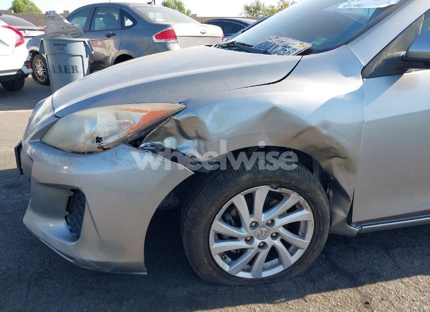Photo 6 of 2012 Mazda Mazda3 I TOURING (VIN JM1BL1V88C1557967)