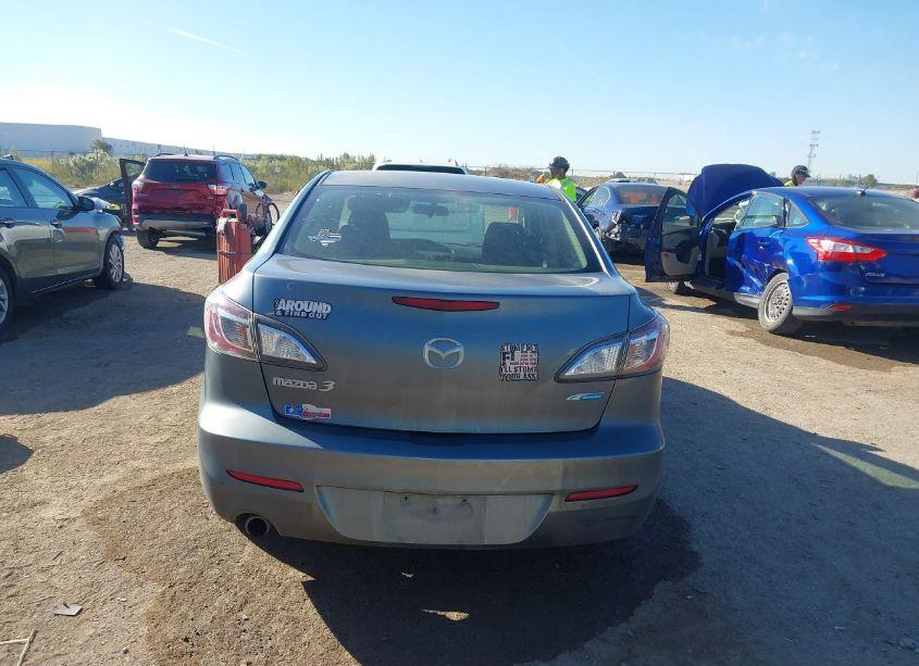 Photo 15 of 2012 Mazda Mazda3 I TOURING (VIN JM1BL1V88C1662119)