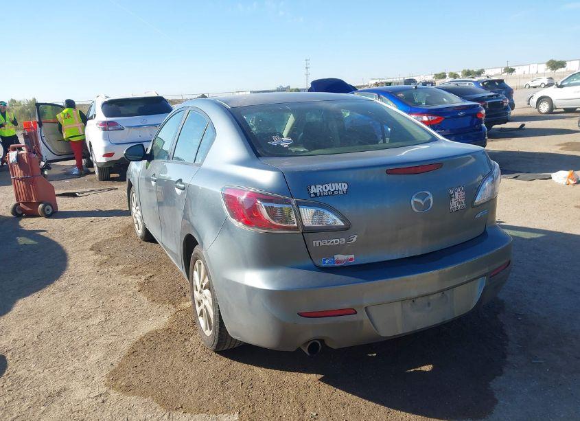 Photo 3 of 2012 Mazda Mazda3 I TOURING (VIN JM1BL1V88C1662119)