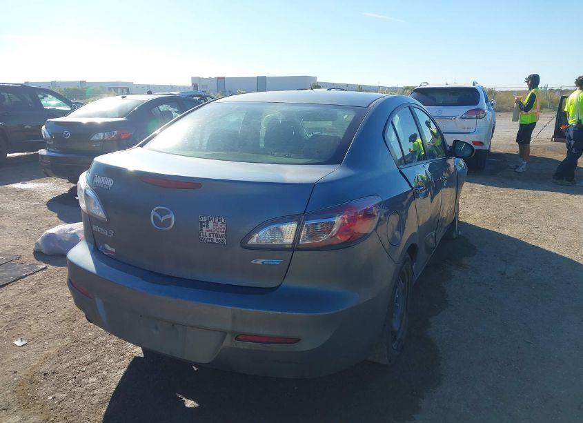 Photo 4 of 2012 Mazda Mazda3 I TOURING (VIN JM1BL1V88C1662119)