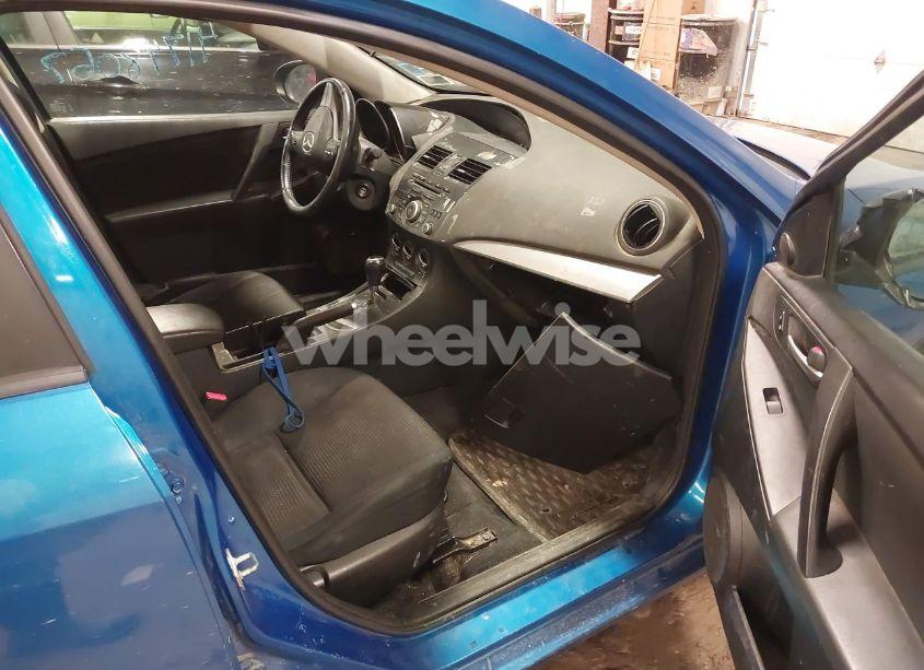 Photo 5 of 2012 Mazda Mazda3 I TOURING (VIN JM1BL1V89C1562661)