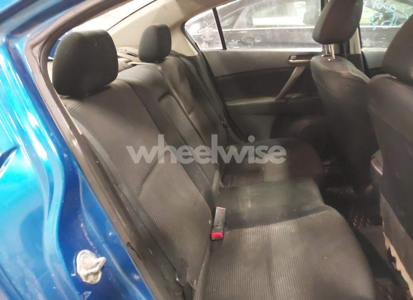 Photo 8 of 2012 Mazda Mazda3 I TOURING (VIN JM1BL1V89C1562661)