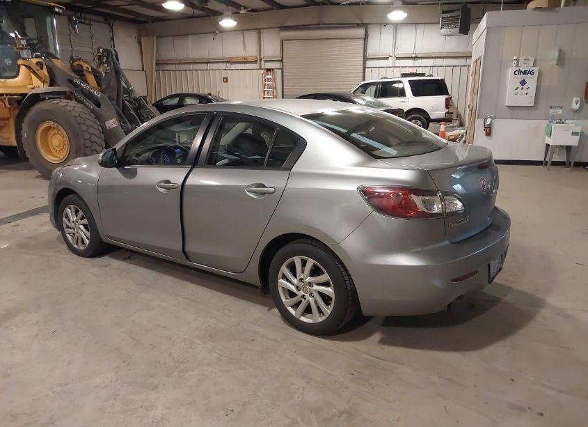 Photo 3 of 2012 Mazda Mazda3 I TOURING (VIN JM1BL1V89C1612474)