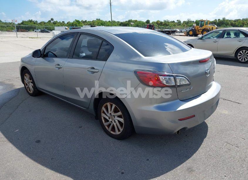 Photo 3 of 2012 Mazda Mazda3 I TOURING (VIN JM1BL1V89C1671234)