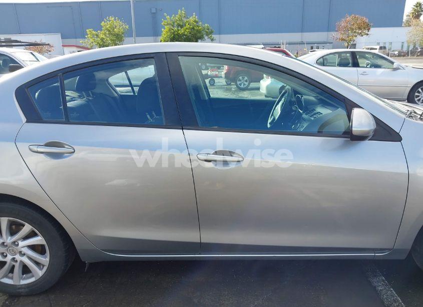 Photo 13 of 2012 Mazda Mazda3 I TOURING (VIN JM1BL1V89C1681097)