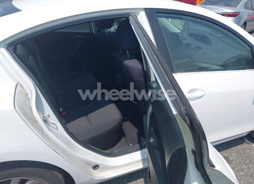 Photo 8 of 2012 Mazda Mazda3 I TOURING (VIN JM1BL1V89C1688065)