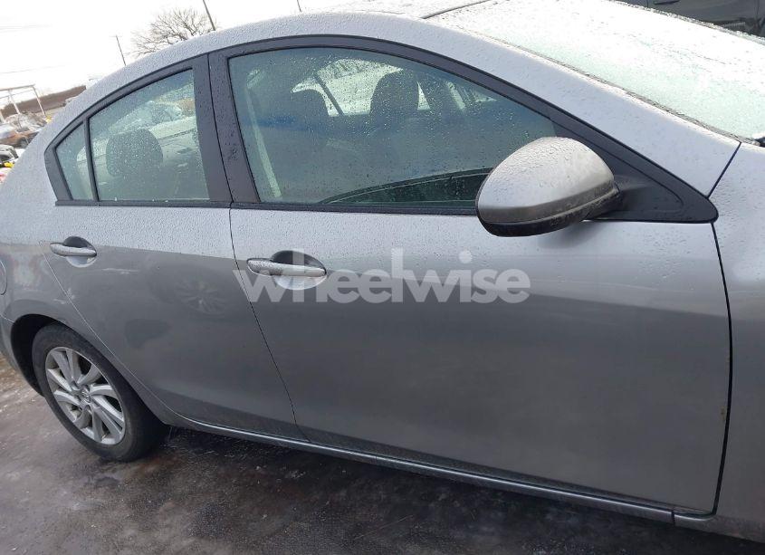 Photo 13 of 2012 Mazda Mazda3 I TOURING (VIN JM1BL1V8XC1650697)