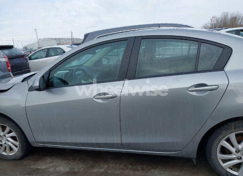 Photo 14 of 2012 Mazda Mazda3 I TOURING (VIN JM1BL1V8XC1650697)