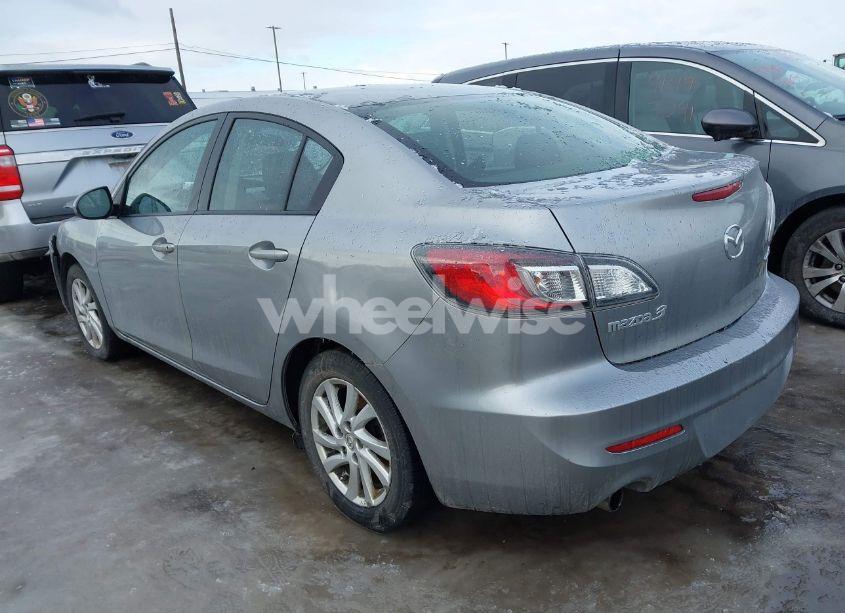 Photo 3 of 2012 Mazda Mazda3 I TOURING (VIN JM1BL1V8XC1650697)