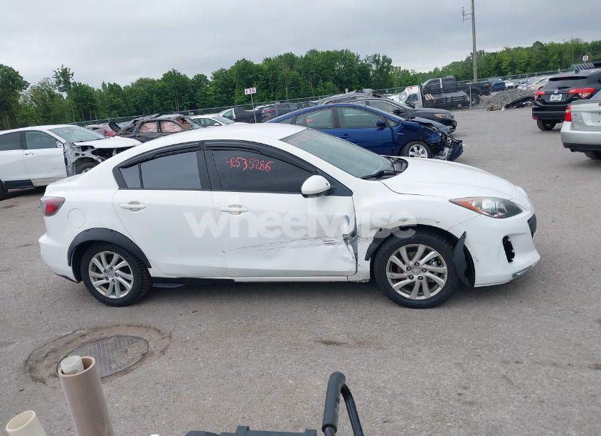 Photo 13 of 2012 Mazda Mazda3 I TOURING (VIN JM1BL1V8XC1652837)