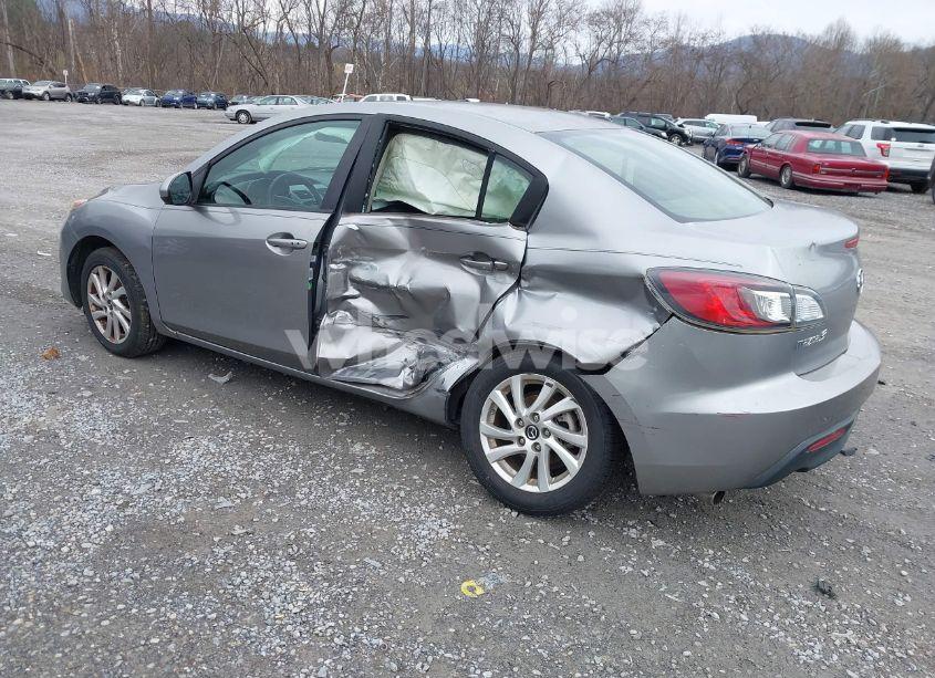 Photo 3 of 2013 Mazda Mazda3 I TOURING (VIN JM1BL1V8XD1709085)