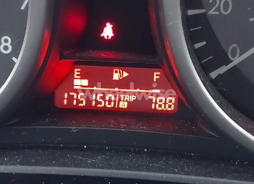 Photo 15 of 2011 Mazda Mazda3 I TOURING (VIN JM1BL1VF0B1387701)