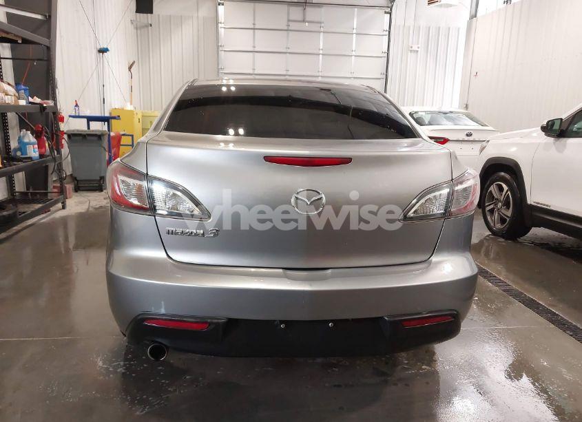 Photo 17 of 2011 Mazda Mazda3 I TOURING (VIN JM1BL1VF1B1388498)