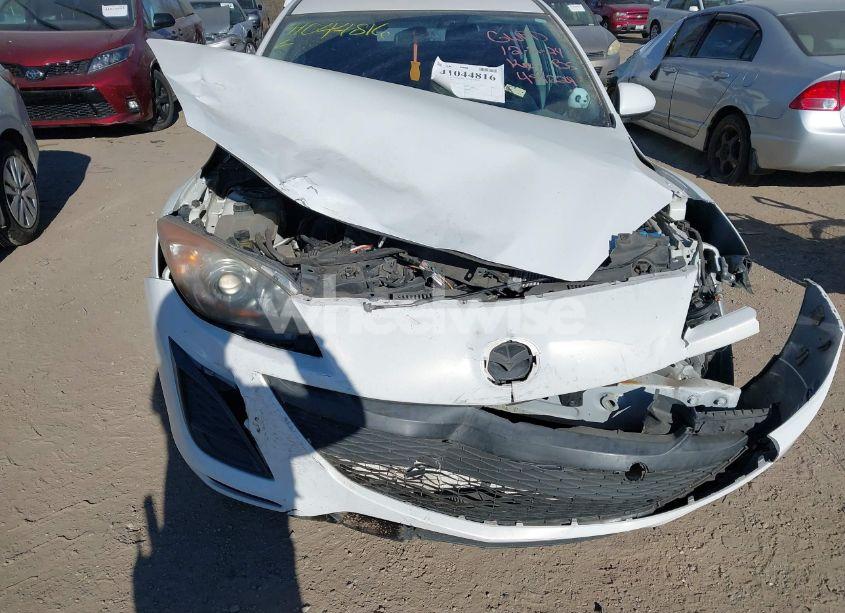 Photo 6 of 2011 Mazda Mazda3 I TOURING (VIN JM1BL1VF1B1481229)