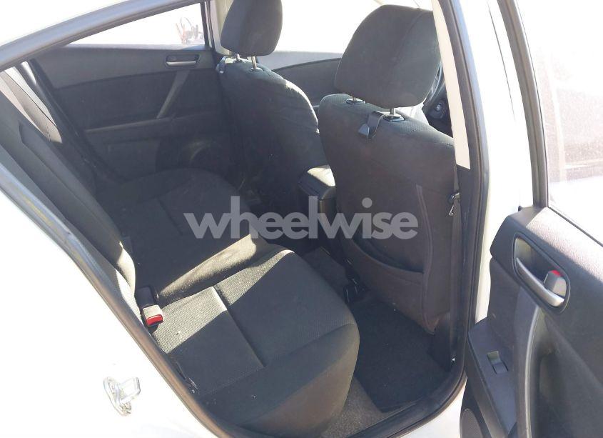 Photo 8 of 2011 Mazda Mazda3 I TOURING (VIN JM1BL1VF1B1481229)