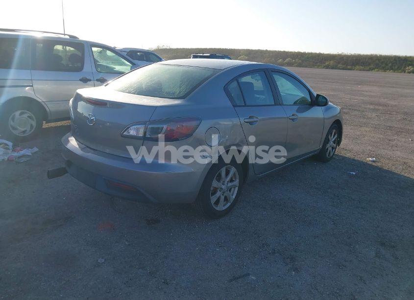 Photo 4 of 2011 Mazda Mazda3 I TOURING (VIN JM1BL1VF1B1487385)