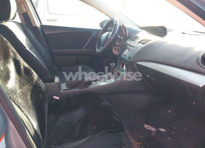 Photo 5 of 2011 Mazda Mazda3 I TOURING (VIN JM1BL1VF1B1487385)