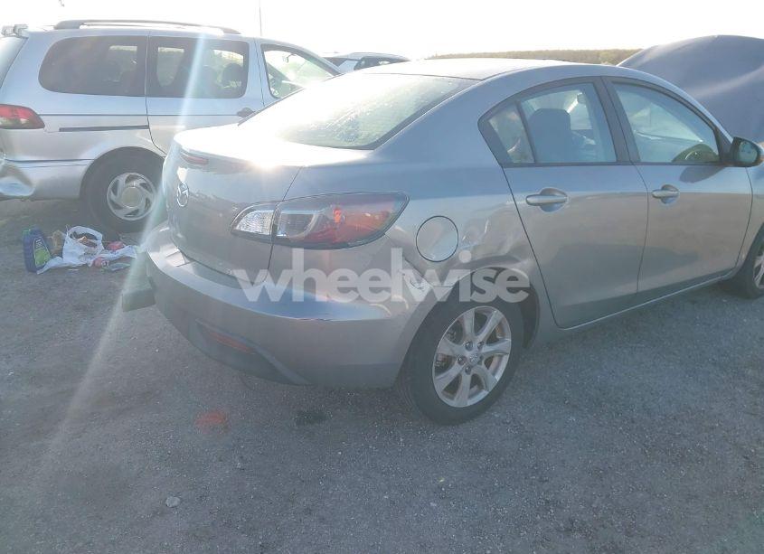 Photo 6 of 2011 Mazda Mazda3 I TOURING (VIN JM1BL1VF1B1487385)