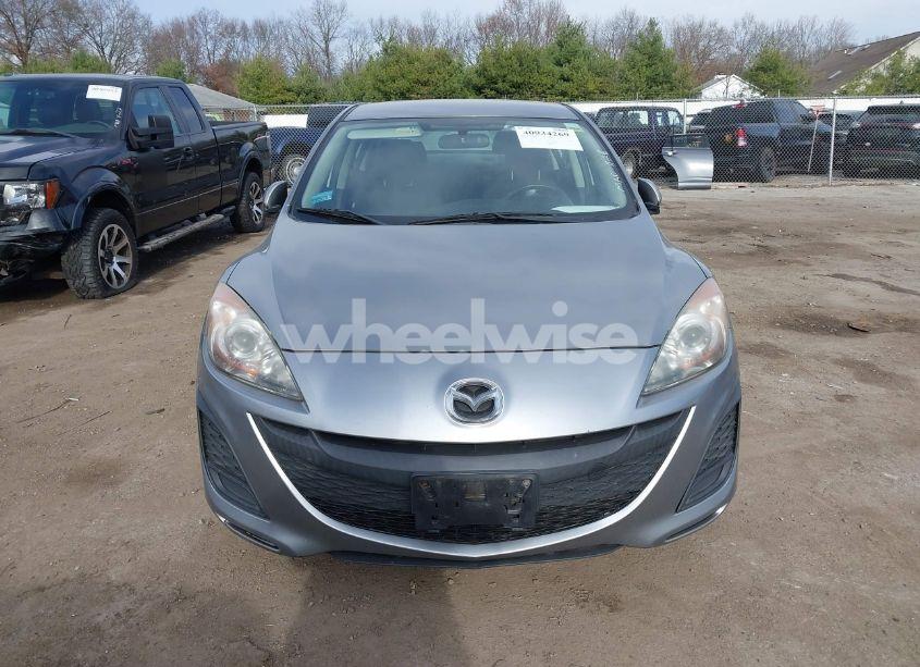 Photo 12 of 2011 Mazda Mazda3 I TOURING (VIN JM1BL1VF1B1495289)