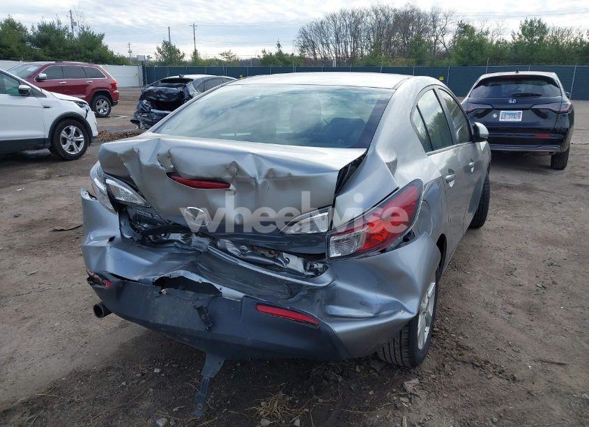 Photo 4 of 2011 Mazda Mazda3 I TOURING (VIN JM1BL1VF1B1495289)