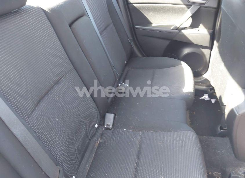 Photo 8 of 2012 Mazda Mazda3 I TOURING (VIN JM1BL1VF1C1514215)