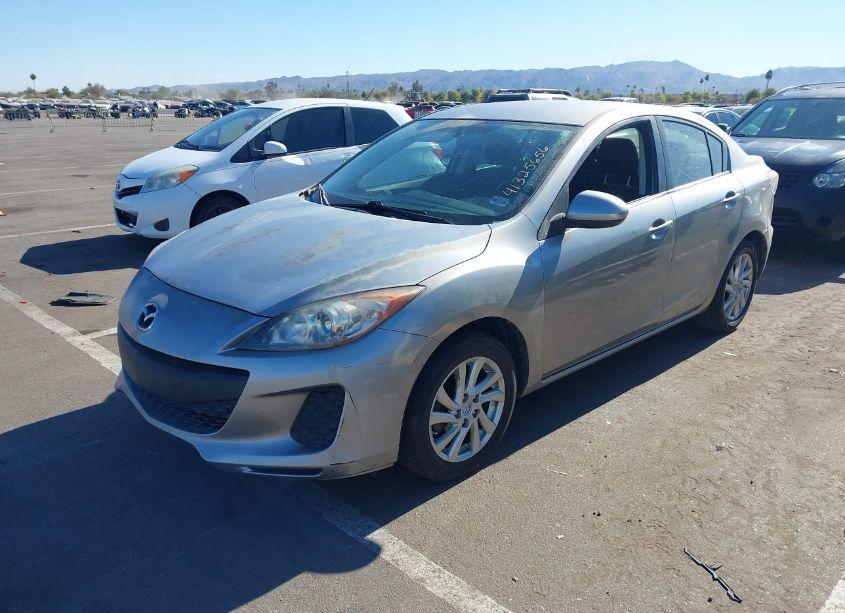 Photo 2 of 2012 Mazda Mazda3 I TOURING (VIN JM1BL1VF1C1515137)