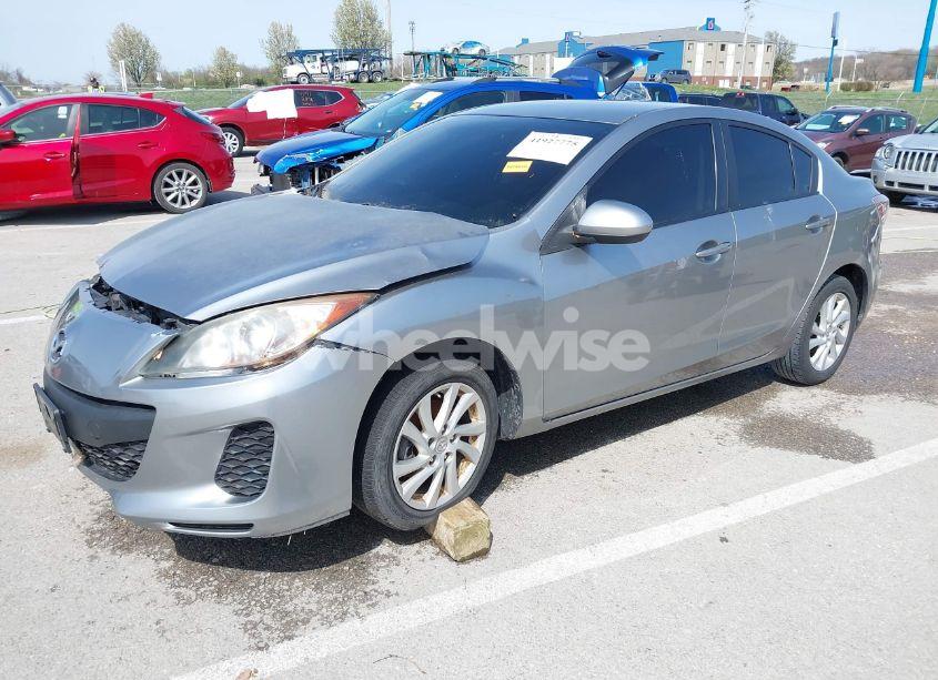 Photo 2 of 2012 Mazda Mazda3 I TOURING (VIN JM1BL1VF1C1516322)