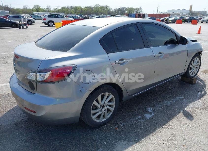 Photo 4 of 2012 Mazda Mazda3 I TOURING (VIN JM1BL1VF1C1516322)