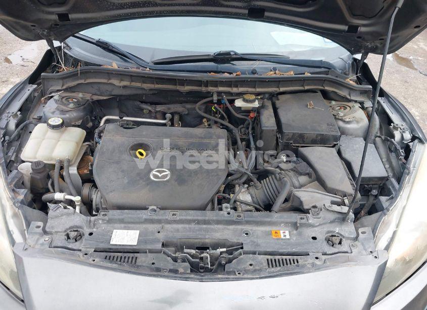 Photo 10 of 2011 Mazda Mazda3 I TOURING (VIN JM1BL1VF2B1416096)