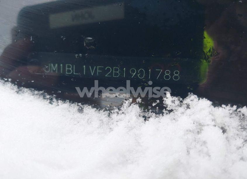 Photo 9 of 2011 Mazda Mazda3 I TOURING (VIN JM1BL1VF2B1901788)