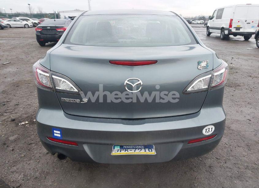 Photo 16 of 2012 Mazda Mazda3 I TOURING (VIN JM1BL1VF4C1502088)