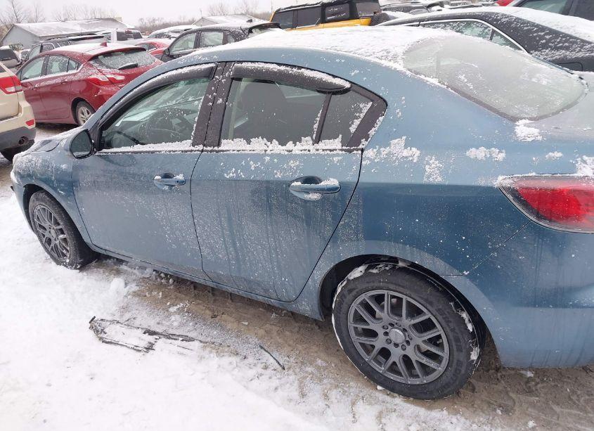 Photo 14 of 2011 Mazda Mazda3 I TOURING (VIN JM1BL1VF5B1385815)