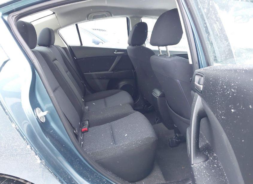 Photo 8 of 2011 Mazda Mazda3 I TOURING (VIN JM1BL1VF5B1385815)