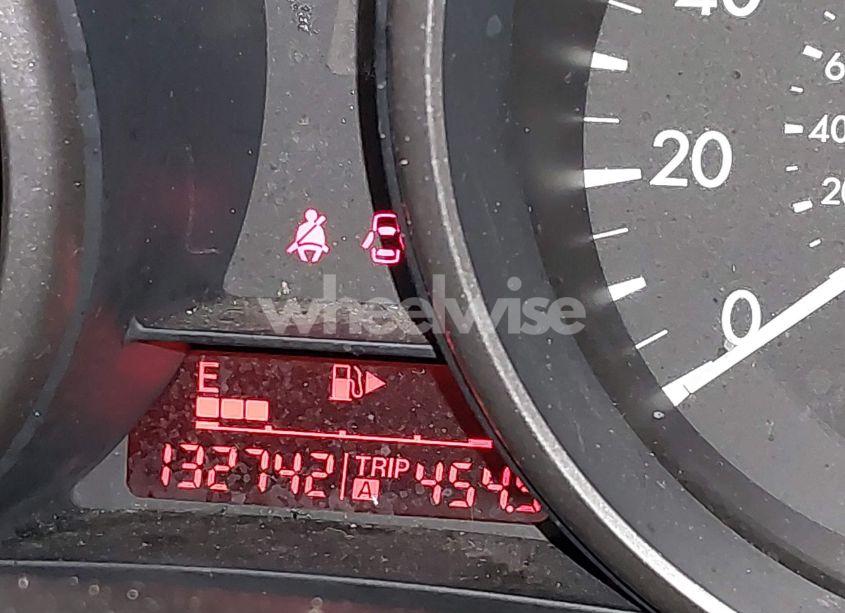 Photo 15 of 2011 Mazda Mazda3 I TOURING (VIN JM1BL1VF5B1423401)