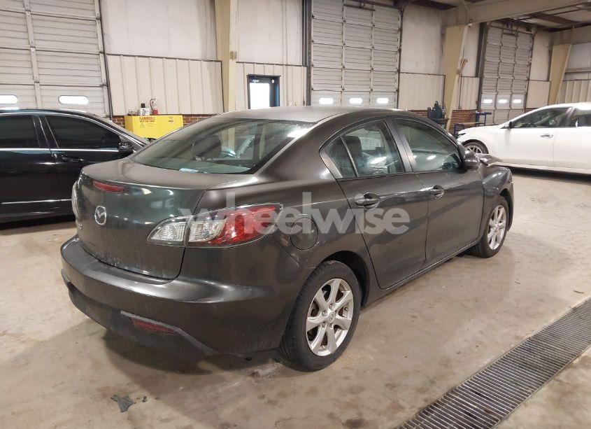 Photo 4 of 2011 Mazda Mazda3 I TOURING (VIN JM1BL1VF5B1423401)