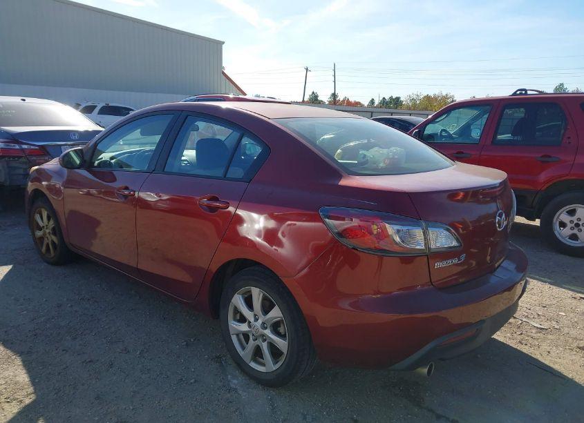 Photo 3 of 2011 Mazda Mazda3 I TOURING (VIN JM1BL1VF5B1495084)