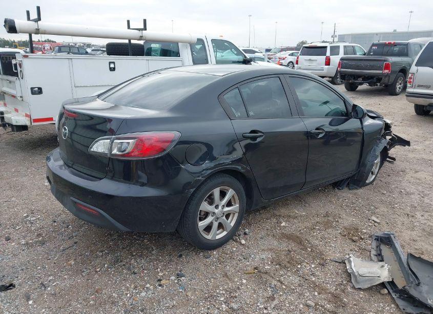 Photo 4 of 2011 Mazda Mazda3 I TOURING (VIN JM1BL1VF6B1419809)