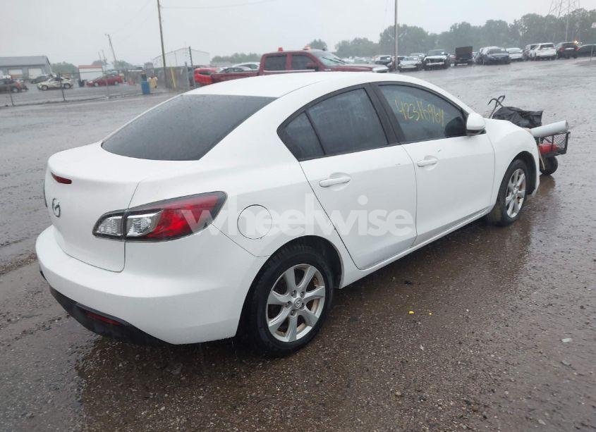 Photo 4 of 2011 Mazda Mazda3 I TOURING (VIN JM1BL1VF6B1482750)