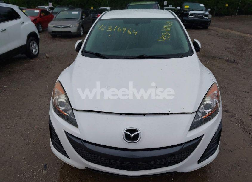 Photo 6 of 2011 Mazda Mazda3 I TOURING (VIN JM1BL1VF6B1482750)