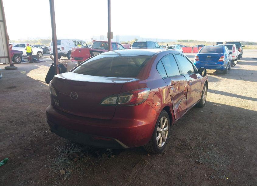 Photo 4 of 2011 Mazda Mazda3 I TOURING (VIN JM1BL1VF7B1355554)